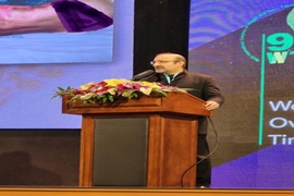 تیم پژوهشی و فناوری قطب جامع سوختگی در نهمین کنگره بین المللی زخم و ترمیم بافت کشور که در تاریخ  21 الی 23  دی ماه 